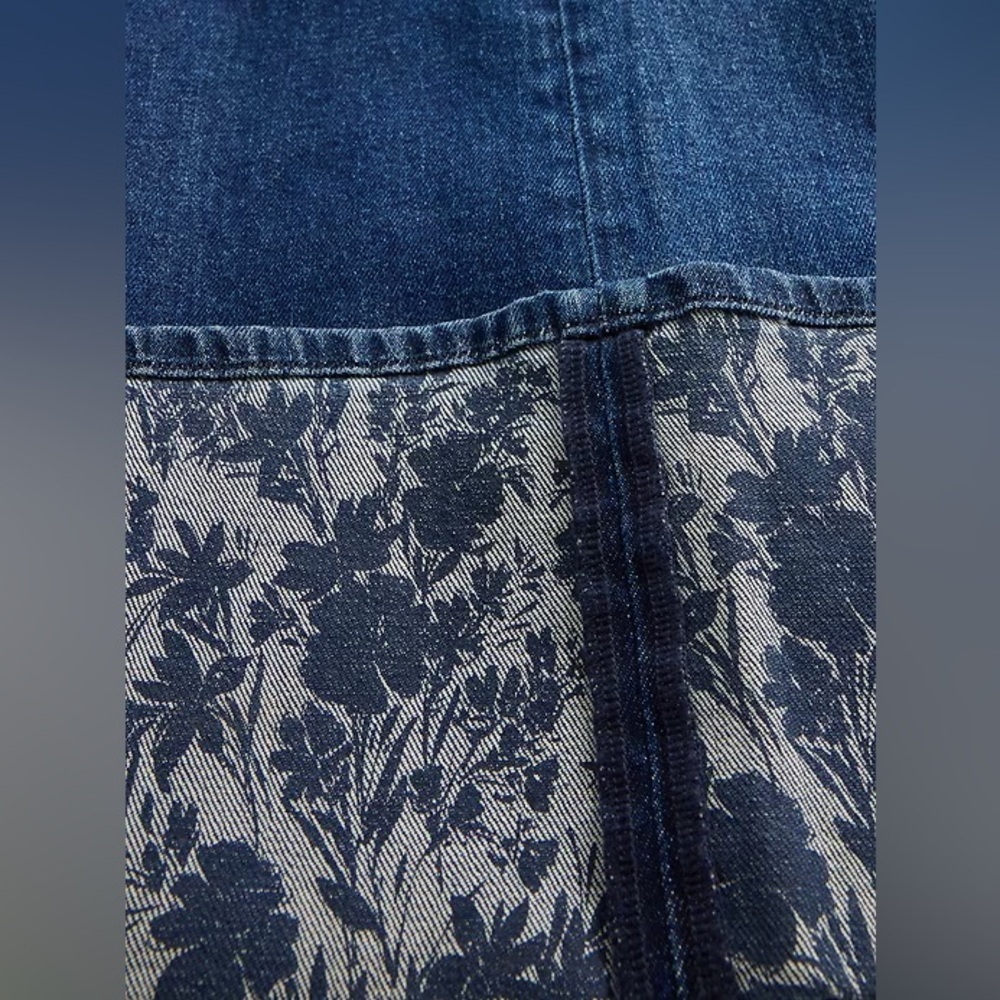 NEW! GAP Blue Indigo High Rise Stride Wide-Leg Jeans - Size 10 TALL / 30 TALL 🩷 - Picture 8 of 8